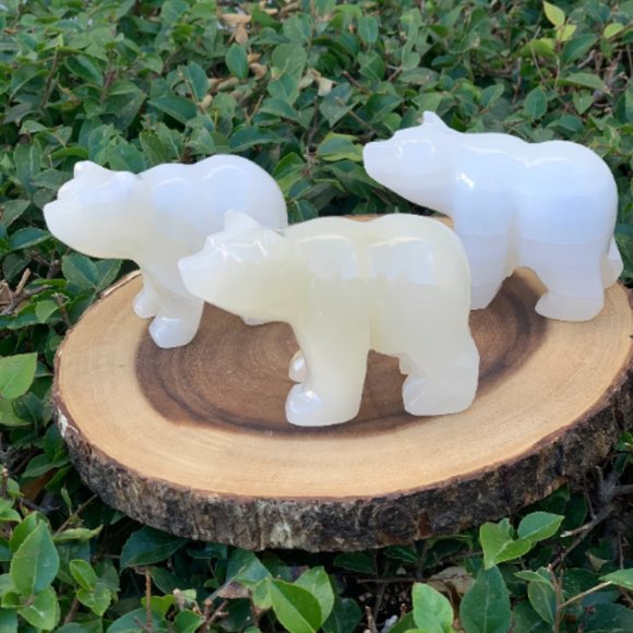 Large White Onyx 4 Inch Polished Bear, Carved Bear, Bear Figurine, Collectables - Picture 5 of 7